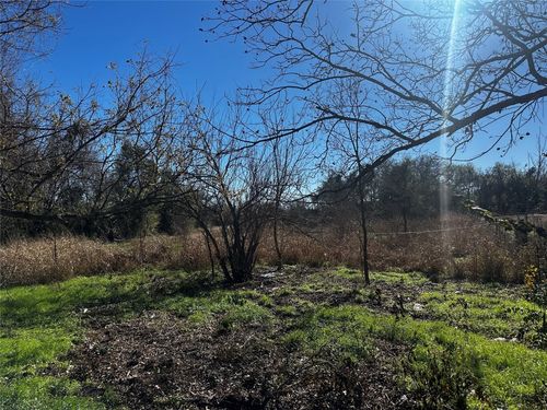 607 Old Mcdade Rd, Elgin, TX, 78621-3103 | Card Image