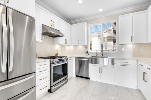 62 Iron Horse Trl, Ladera Ranch, CA, 92694-0214 | Card Image