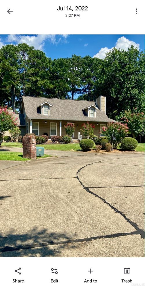 32 Woodland Ct, Jacksonville, AR, 72076-2500 | Card Image
