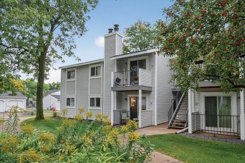 apt-h-1740 Pleasant St, Lauderdale, MN, 55113-5260 | Card Image