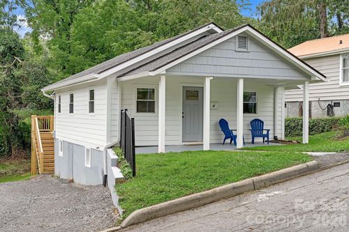81 Second St, Canton, NC, 28716-3959 | Card Image
