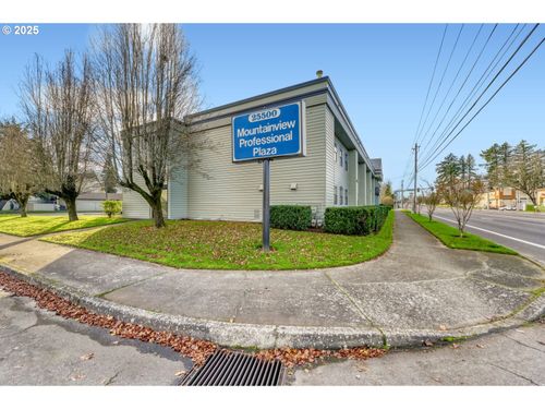 204-25500 Se Stark St, Gresham, OR, 97030-3331 | Card Image