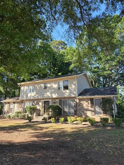 2206 Country Club Dr Se, Conyers, GA, 30013-5104 | Card Image