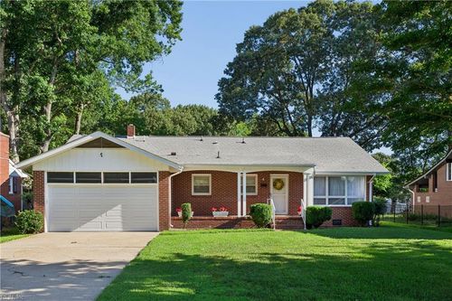 4 Mimosa Crescent, Hampton, VA, 23661 | Card Image