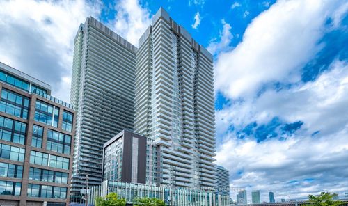 {{alt}} | Card Image