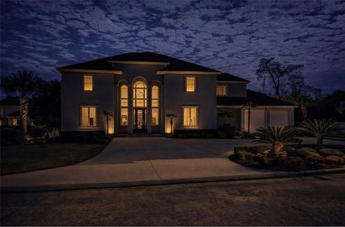 132 Pine Valley Dr, New Orleans, LA, 70131-3382 | Card Image