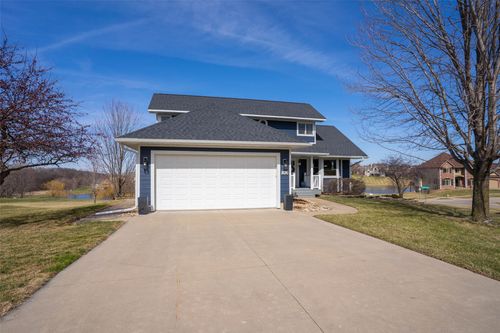 1202 Shadow Ln, Pella, IA, 50219-7661 | Card Image