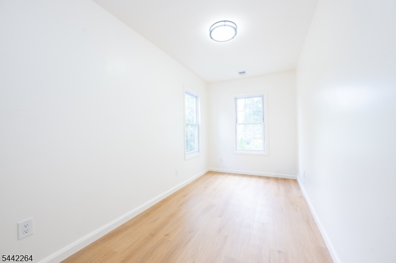 Residential Lease in South Orange Village Twp. 4