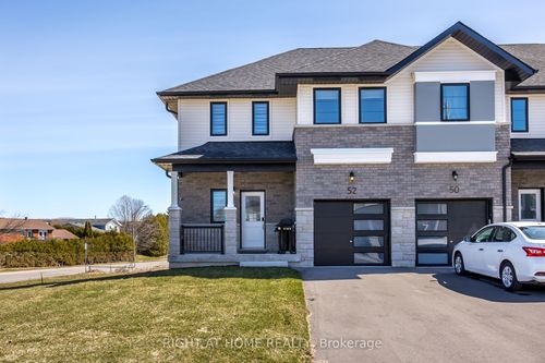 52 Lahey Cres, Penetanguishene, ON, L9M0W1 | Card Image