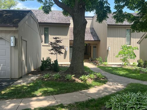 c-78 Foxwood Ln, Lake Barrington, IL, 60010-3835 | Card Image