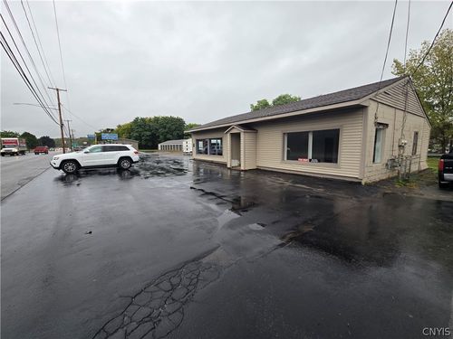 153 N 2nd St, Fulton, NY, 13069-1249 | Card Image