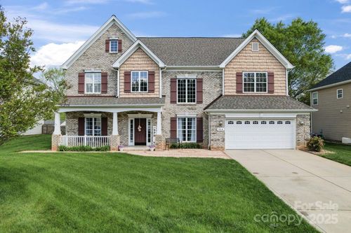 1016 Spanish Moss Rd, Indian Trail, NC, 28079-6622 | Card Image