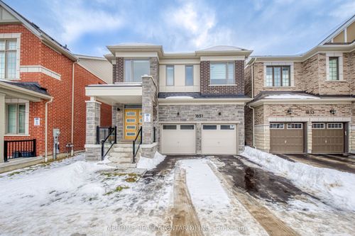 1851 Passionfruit Grove, Pickering, ON, L1Y0B5 | Card Image