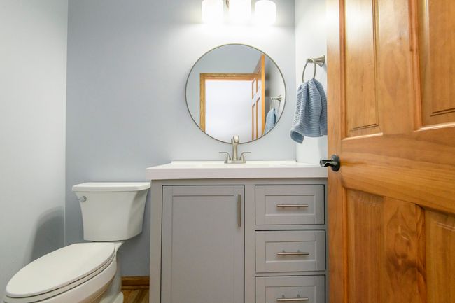 504 Eastern Trl, House other with 4 bedrooms, 4 bathrooms and null parking in MUKWONAGO WI | Image 28