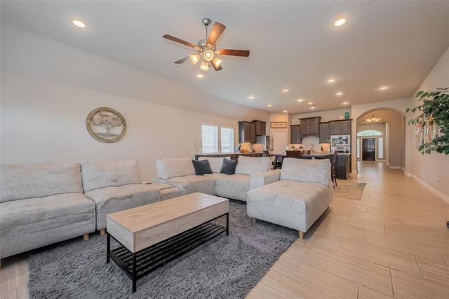 20010 Silver Mesia Cir, House other with 4 bedrooms, 3 bathrooms and 2 parking in Cypress TX | Image 11