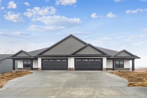 642 Maclan Ct, Iowa City, IA, 52246-6006 | Card Image