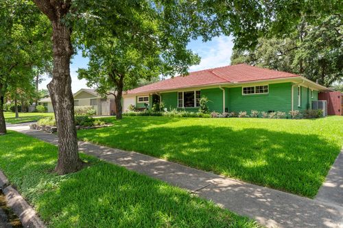 5022 Briarbend Dr, Houston, TX, 77035-3137 | Card Image