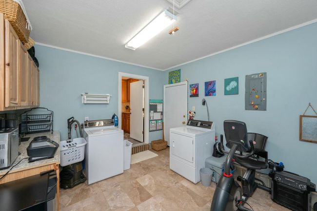 Laundry Room | Image 33