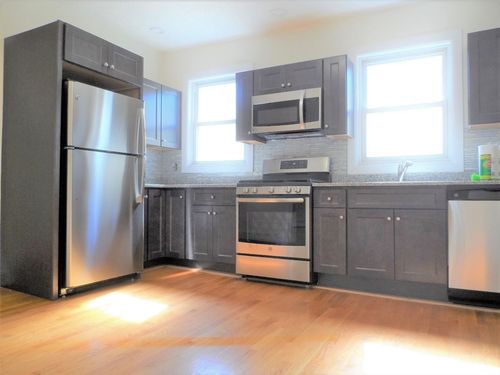 apt-3-313 Cardinal Medeiros Ave, Cambridge, MA, 02141-2409 | Card Image