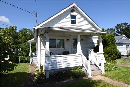 117 Oregon Ave, Vandergrift, PA, 15690-2127 | Card Image