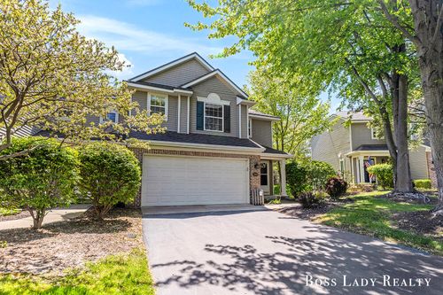 3960 Old Elm Dr Se, Grand Rapids, MI, 49512-9417 | Card Image