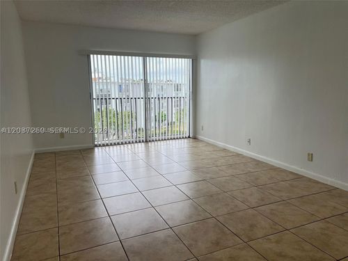 504-8610 N Sherman Cir, Miramar, FL, 33025-2071 | Card Image