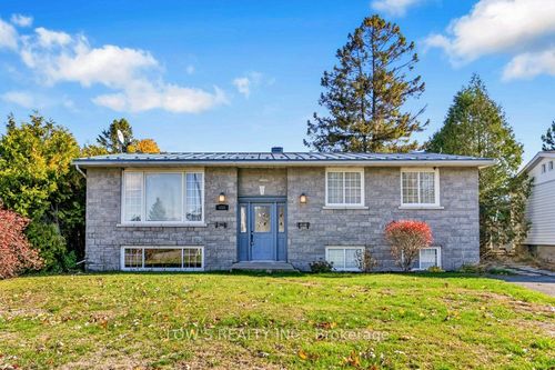 113 Barton St, Vankleek Hill, ON, K0B1R0 | Card Image