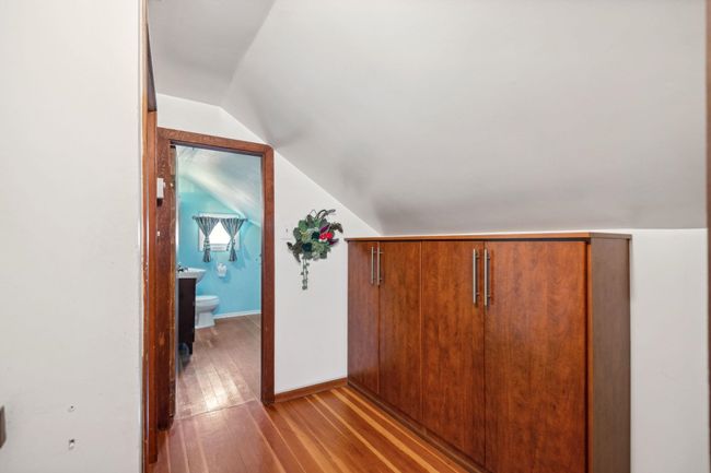 1216 Edinburgh St, House other with 5 bedrooms, 3 bathrooms and 2 parking in New Westminster BC | Image 21