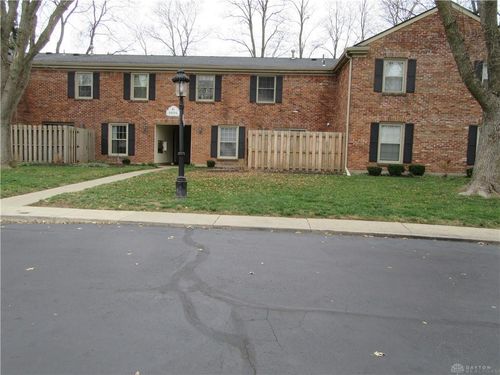 d-41 Winchester Place, Dayton, OH, 45458 | Card Image