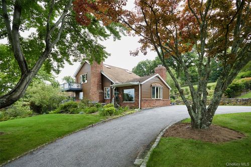 49 Iron Mountain Rd, Warwick, NY, 10990-3371 | Card Image