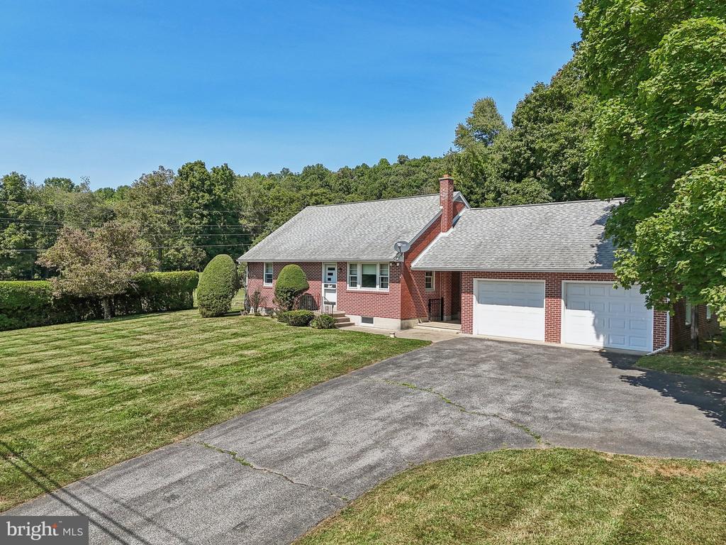 Hill Church Rd, Boyertown, PA 19512