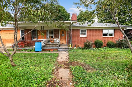 162 Allens Creek Rd, Waynesville, NC, 28786-4904 | Card Image