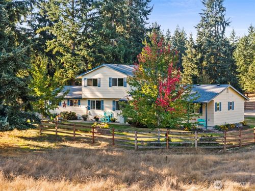 16718 146th Ave Se, Yelm, WA, 98597-9129 | Card Image