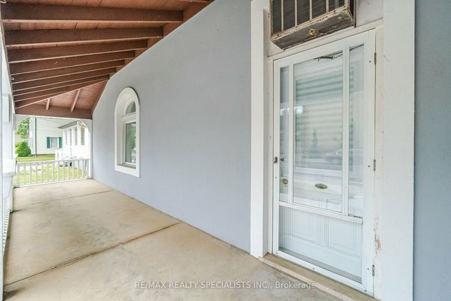 521 Guelph St, Home with 5 bedrooms, 5 bathrooms and 13 parking in Norval ON | Image 17