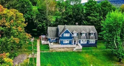 10 Spring St, Tannersville, NY, 12485 | Card Image