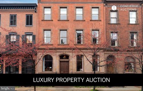 829 Park Ave, BALTIMORE, MD, 21201-4806 | Card Image