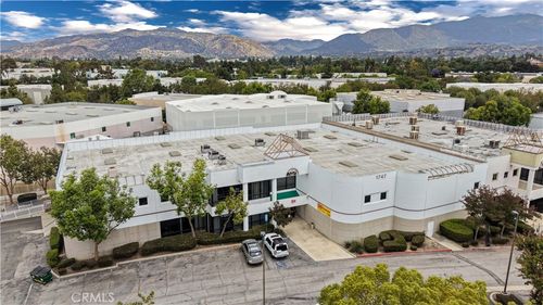1747 Wright Ave, La Verne, CA, 91750-5841 | Card Image