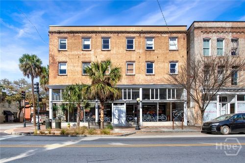 3002-310 W Broughton St, savannah, GA, 31401-3216 | Card Image