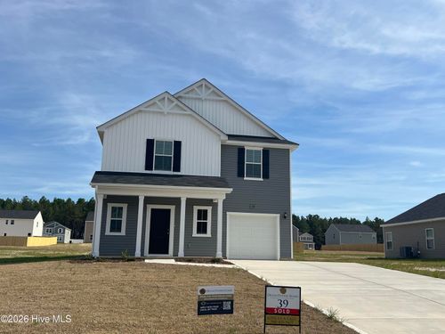 284 Happy Trail Rd, Aberdeen, NC, 28315-2612 | Card Image