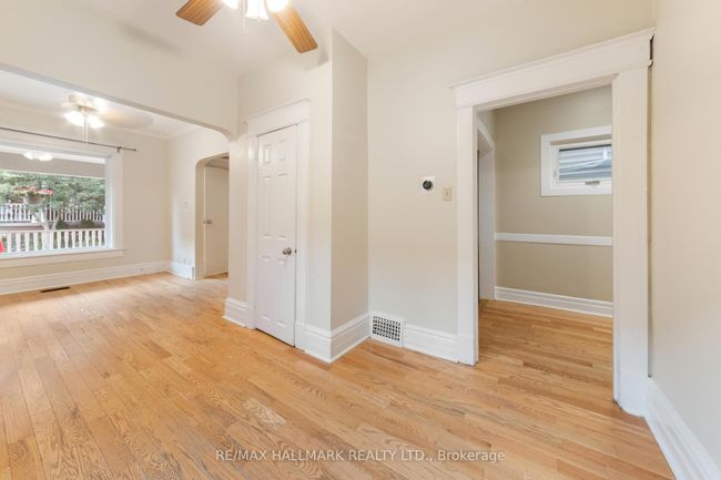 25 Norwood Terr, House other with 3 bedrooms, 3 bathrooms and null parking in Toronto ON | Image 10
