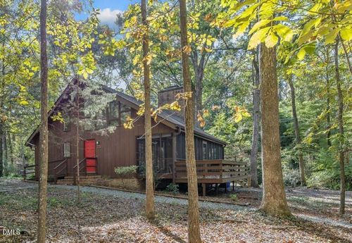 25 Oakwood Dr, Chapel Hill, NC, 27517-5650 | Card Image