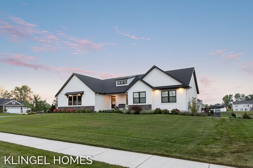 7268 Yellowstone Dr, Hudsonville, MI, 49426-8065 | Card Image