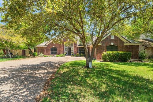 209 El Rio Dr, Lakeway, TX, 78734-4512 | Card Image