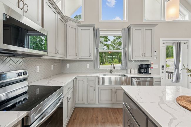 497 Jakes Landing Way S, Home with 3 bedrooms, 3 bathrooms and null parking in Ellijay GA | Image 11