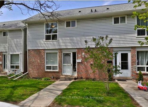 38-32 Mowat Blvd, Kitchener, ON, N2E1X4 | Card Image