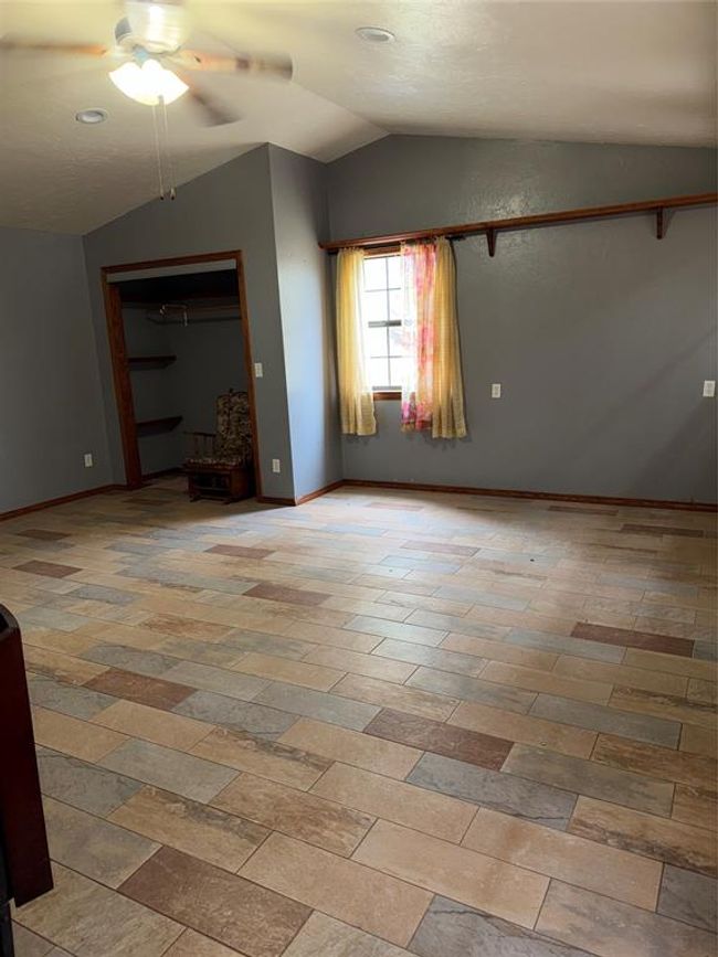 724 E 7 Th St, House other with 4 bedrooms, 2 bathrooms and null parking in Olustee OK | Image 6
