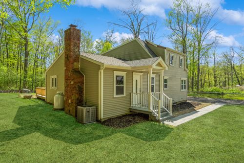 13 Jeanette St, Monroe, CT, 06468-2353 | Card Image