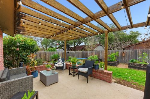 6609 Lancret Hill Dr, Austin, TX, 78745-4714 | Card Image