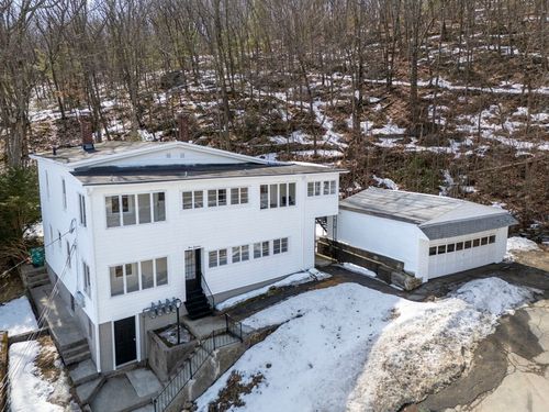 318 Charles St, Fitchburg, MA, 01420-4796 | Card Image