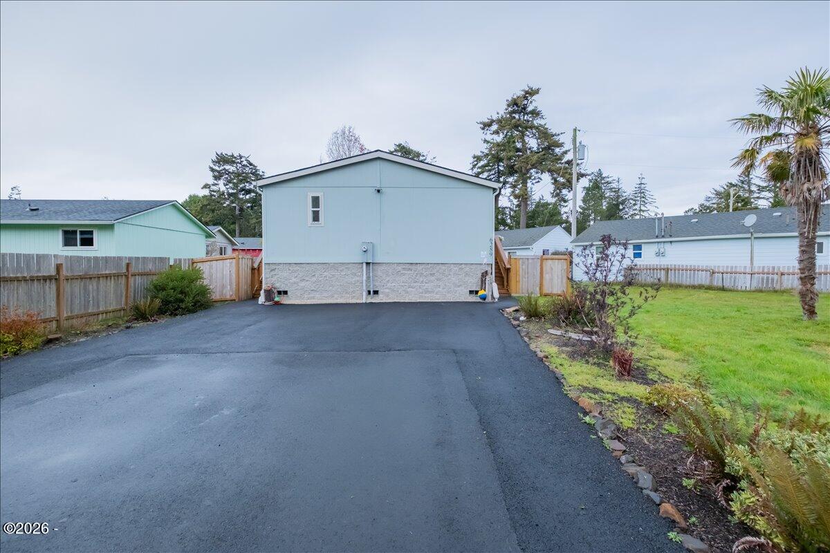 Residential in Lincoln City 5